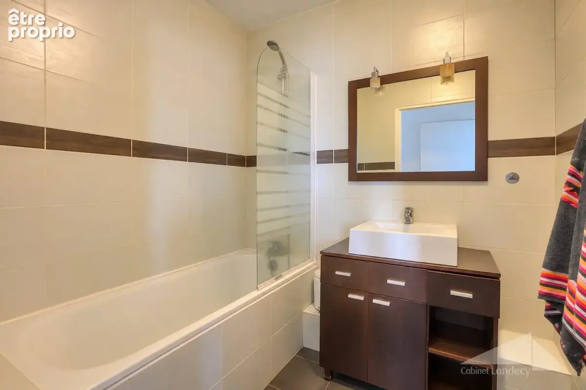 Appartement 4 pièces 84 m² à vendre à Thoiry (01710) - photo 8