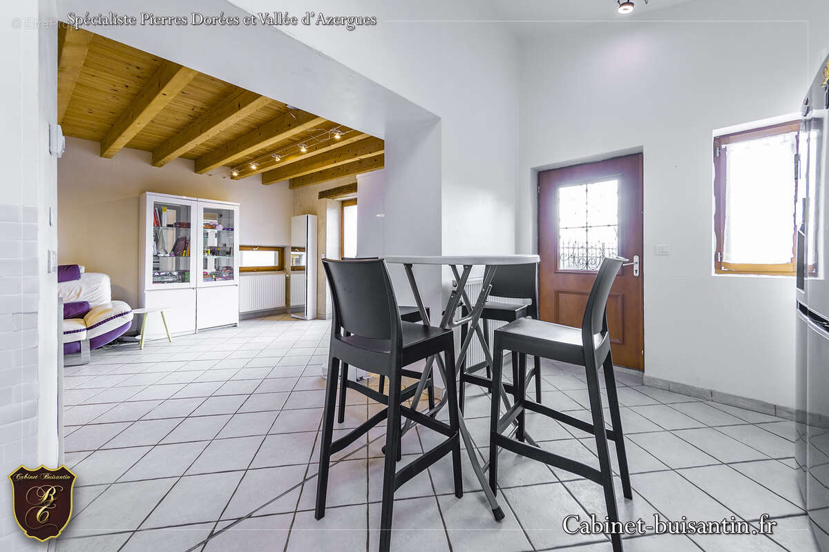 Maison à SAINT-VERAND