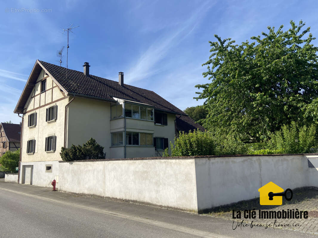 Maison à ROPPENTZWILLER