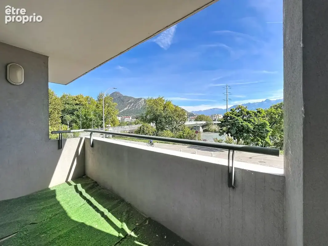 Photo Appartement à Fontaine au prix de 120 000€