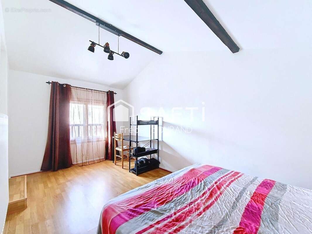 Photo 4 - Maison à CORBAS