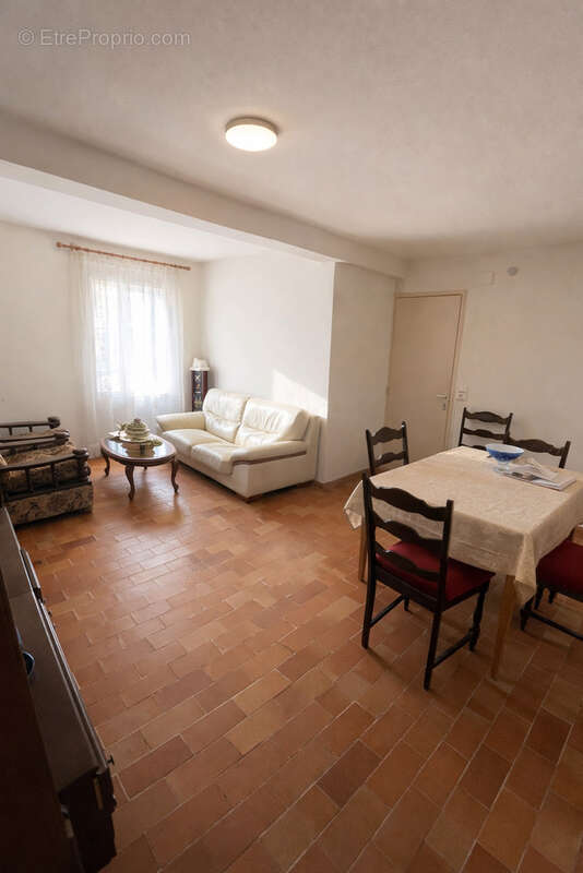 Maison à LE CASTELLET