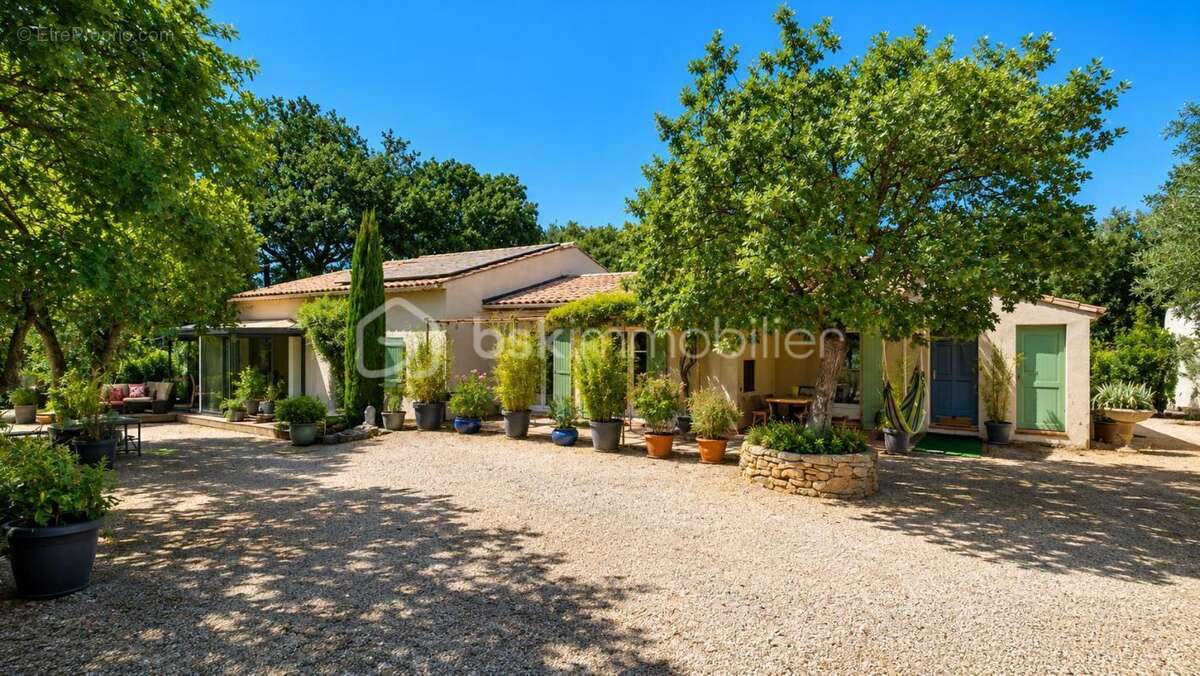 Maison à NEOULES