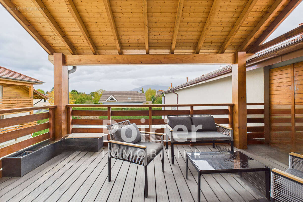 COUP DE CŒUR À VEIGY ! T5 Duplex rénové   Vue dégagée - photo 7