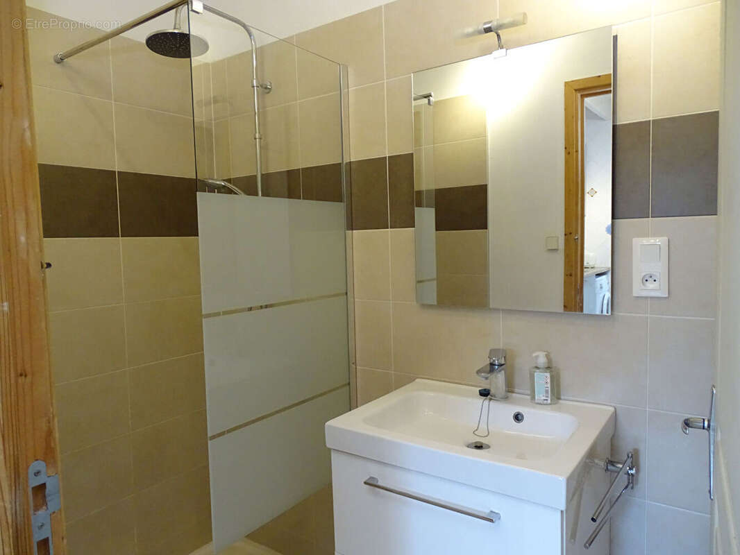 Maison à MAEL-CARHAIX