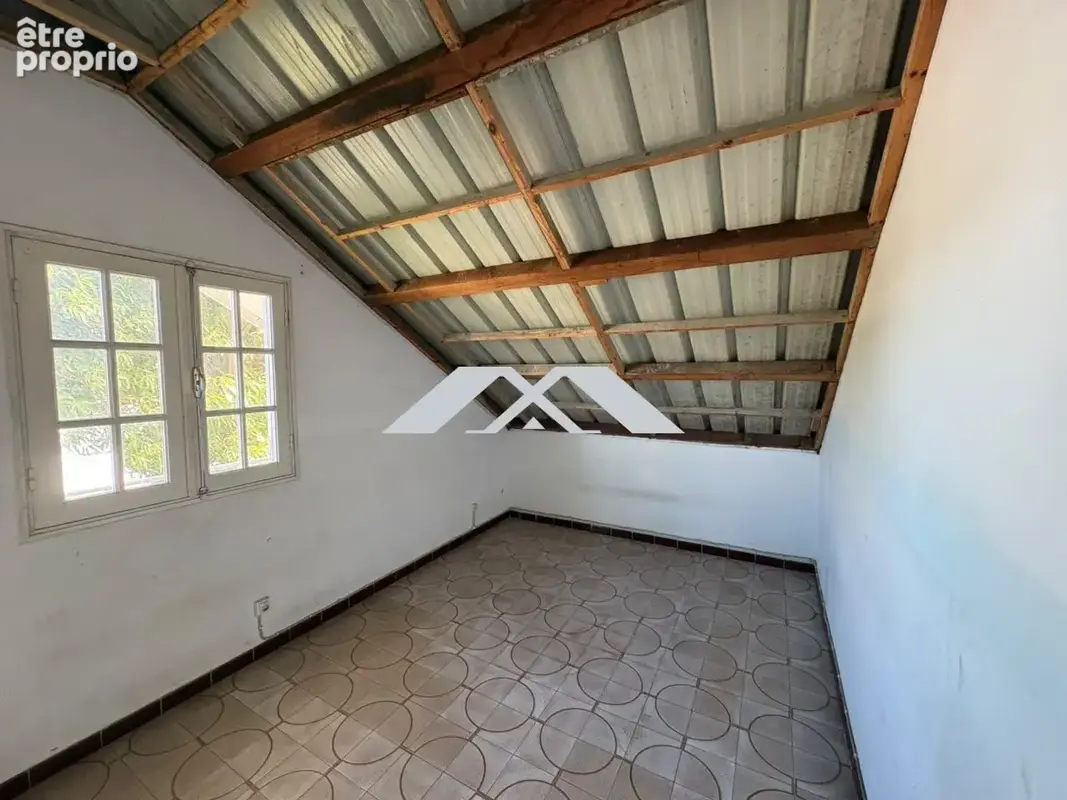 Maison 120 m² à Saint-Joseph  - photo 8
