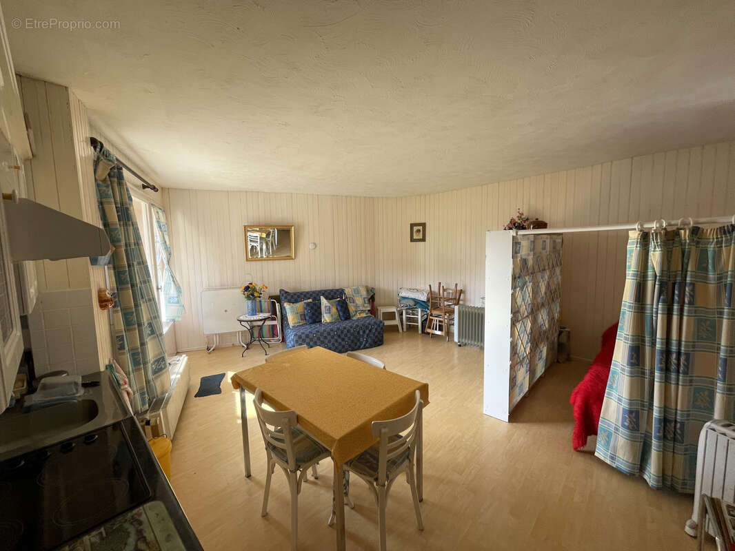 Appartement à LAVEISSIERE