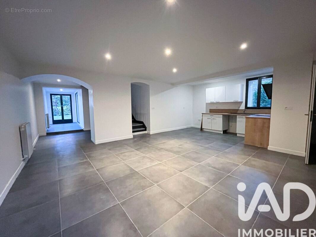 Photo 1 - Maison à MANTES-LA-VILLE