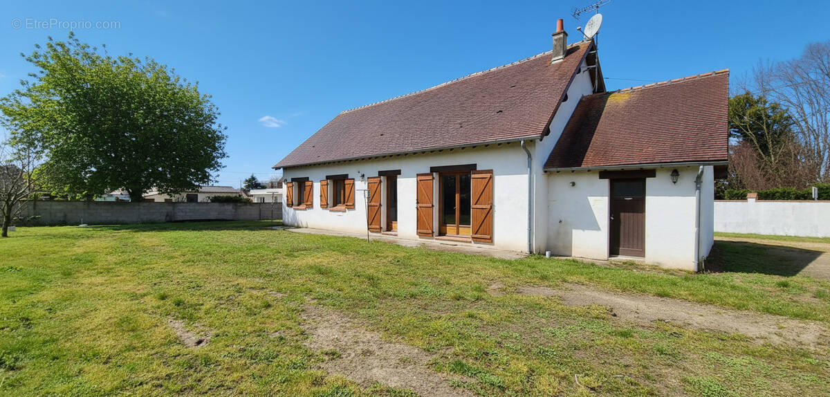 Maison à LAILLY-EN-VAL