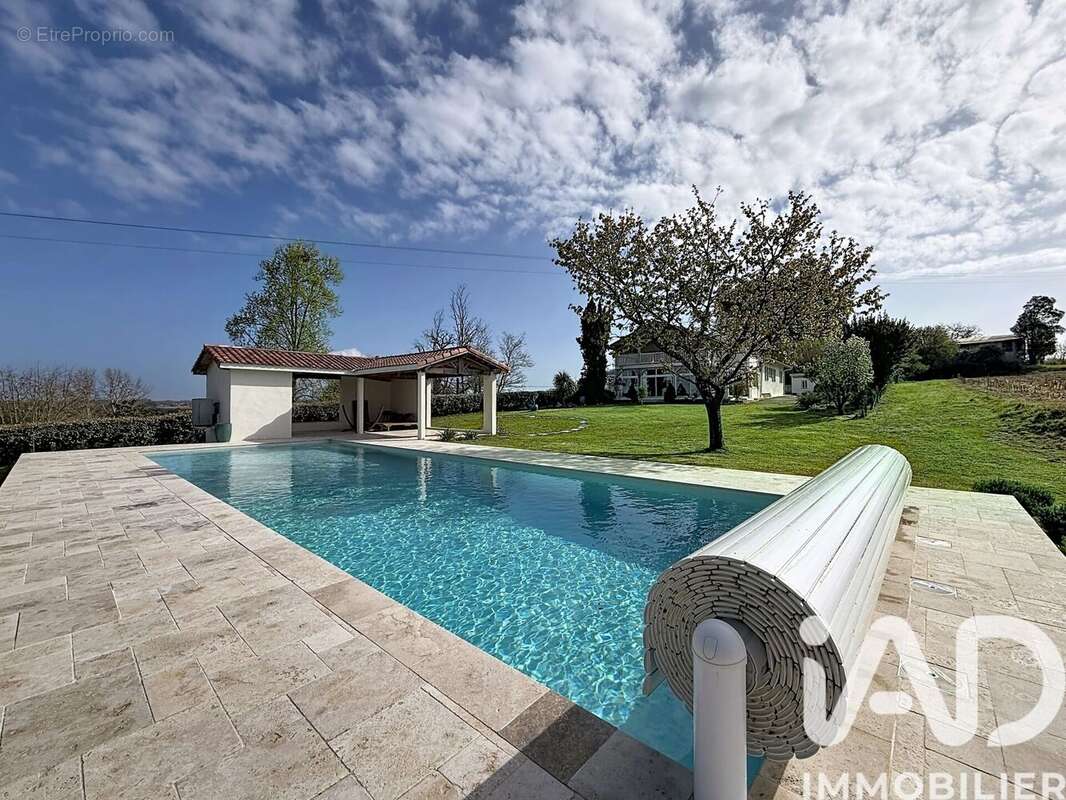 Photo 2 - Maison à LAHOSSE