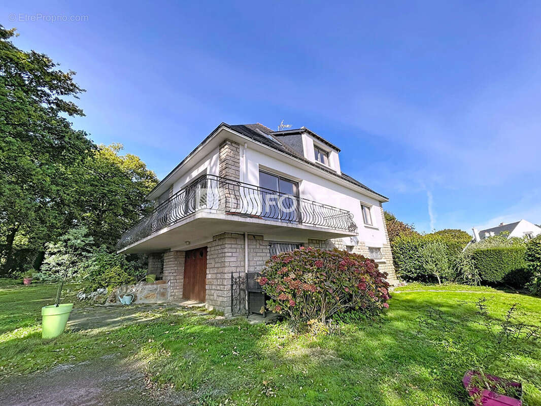 Maison à SAINT-JEAN-LA-POTERIE