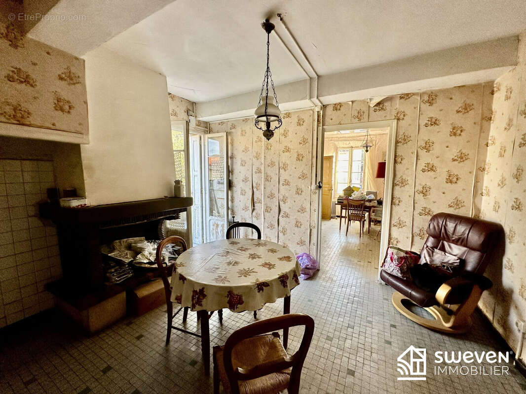 Maison à SAINT-JEAN-LASSEILLE