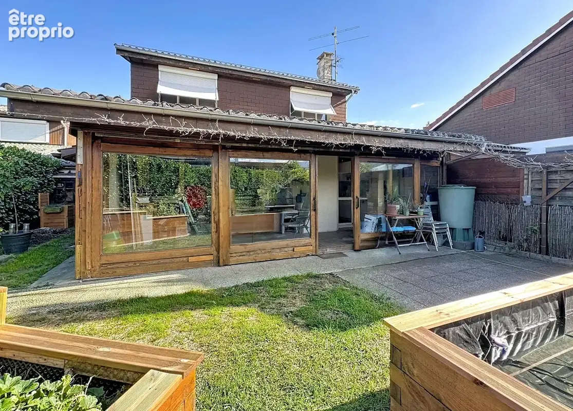 Maison à VERSONNEX