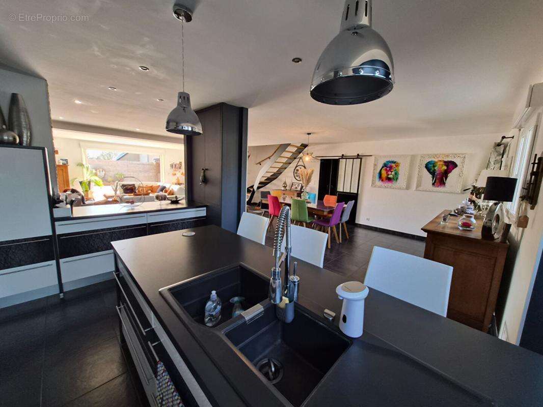 Magnifique maison moderne de 8 pièce(s) 230 m2 aux portes de Granville - photo 7