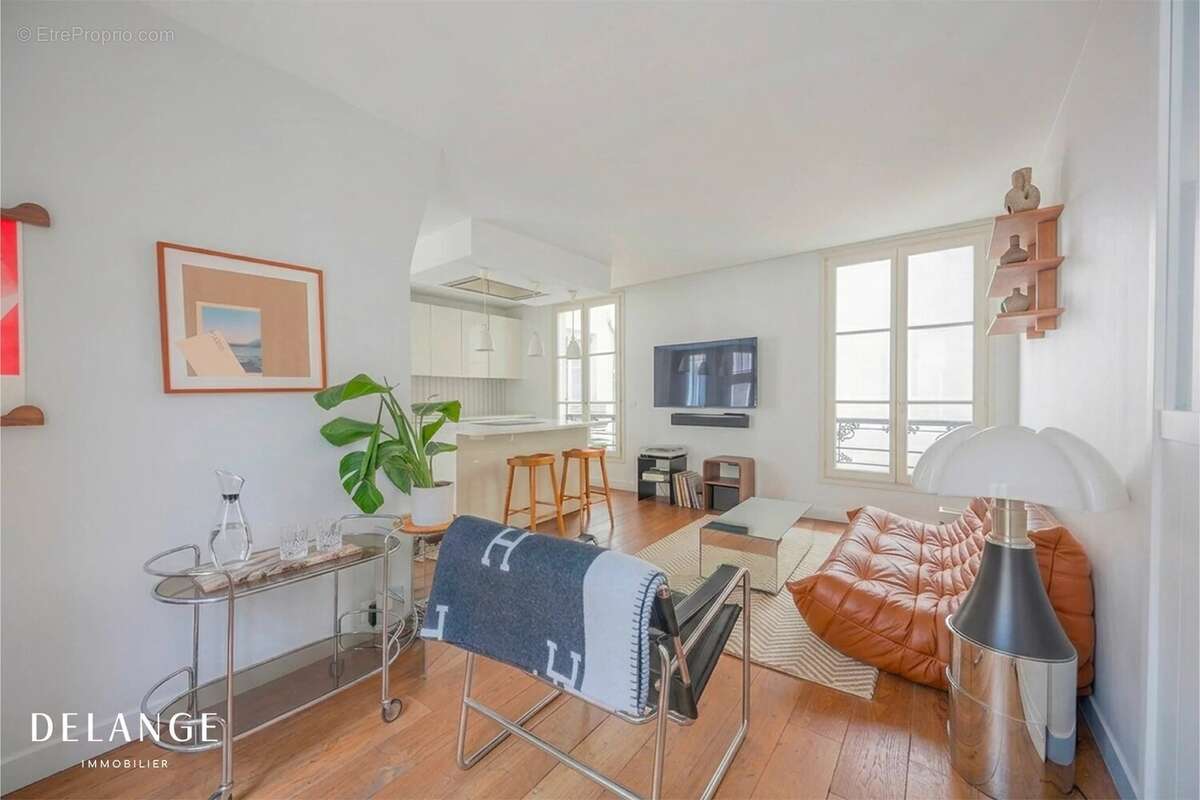 Rue des Martyrs - Appartement 3 pièces 57 m² - photo 2