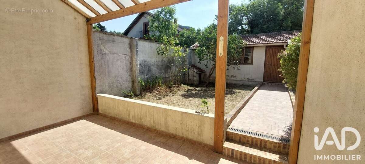 Photo 4