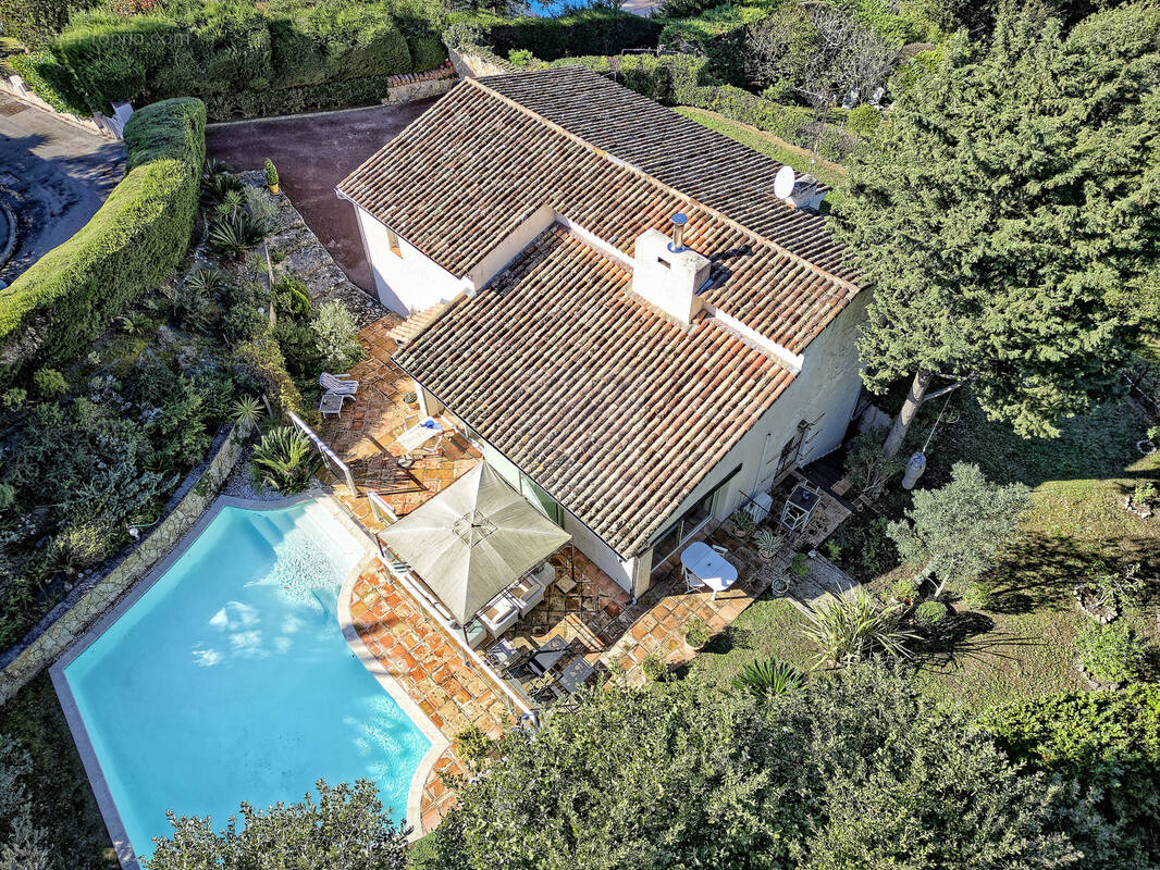 Maison à MOUGINS