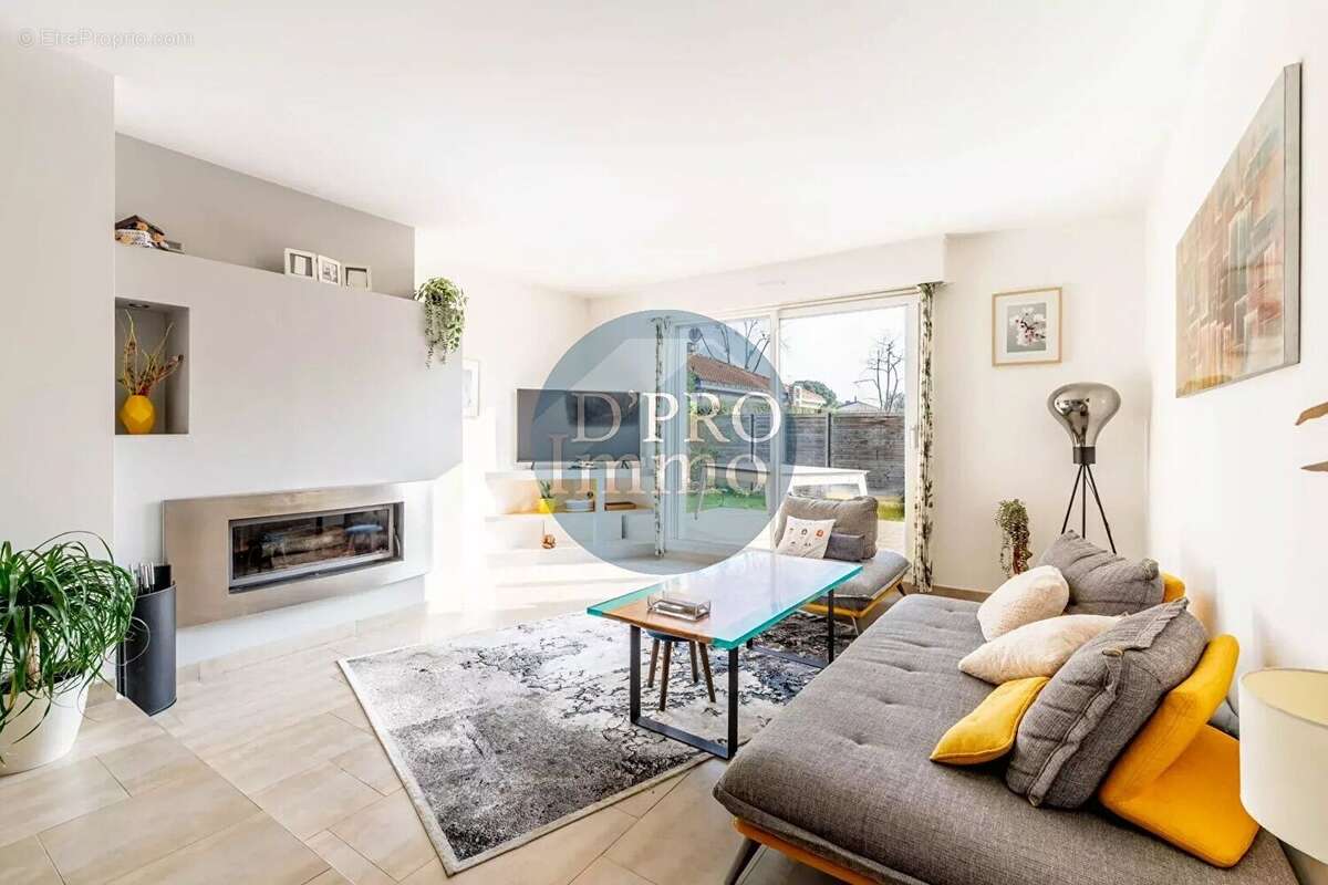 Maison rénovée avec piscine - 142 m² - Suite parentale - Vertou Portereau - photo 4