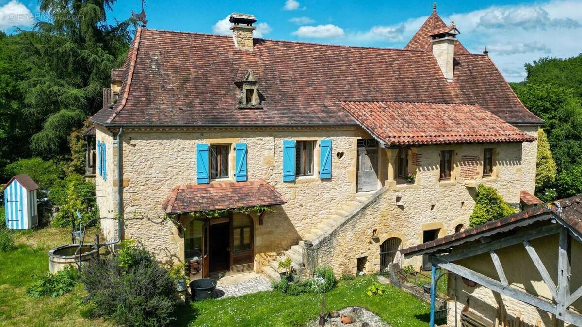 Maison à GOURDON