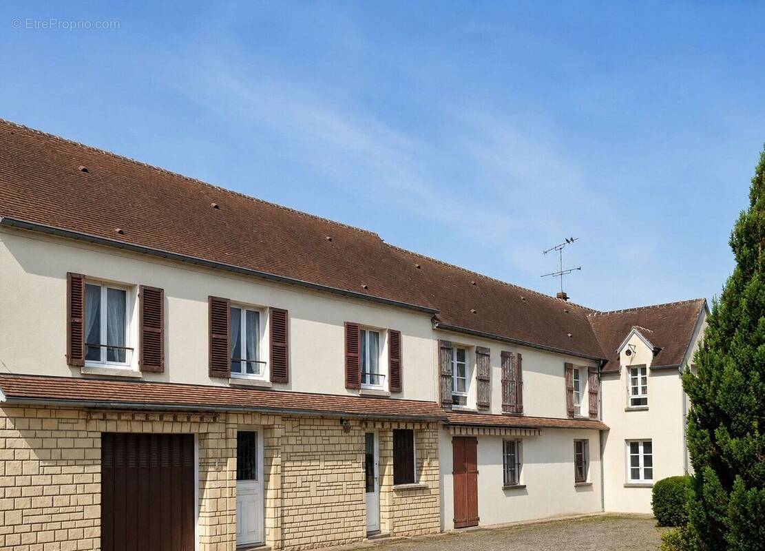 Maison à LUZARCHES