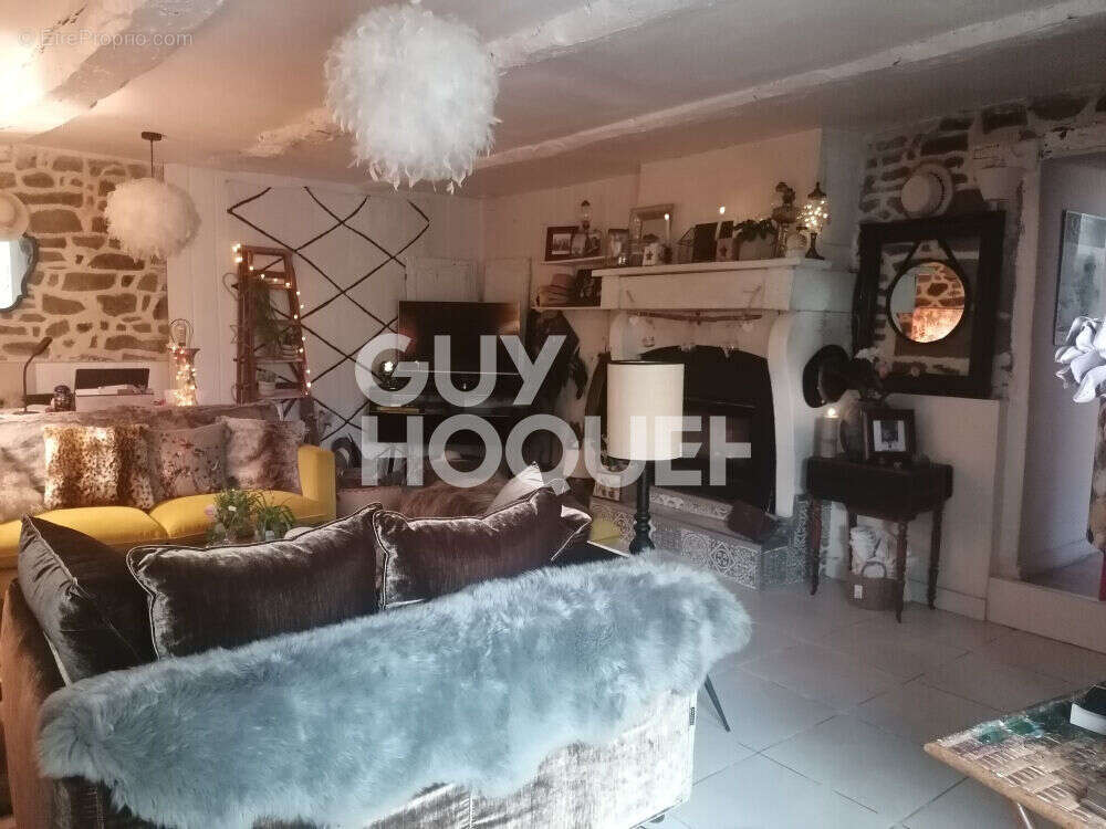 Maison à SAINT-HELEN