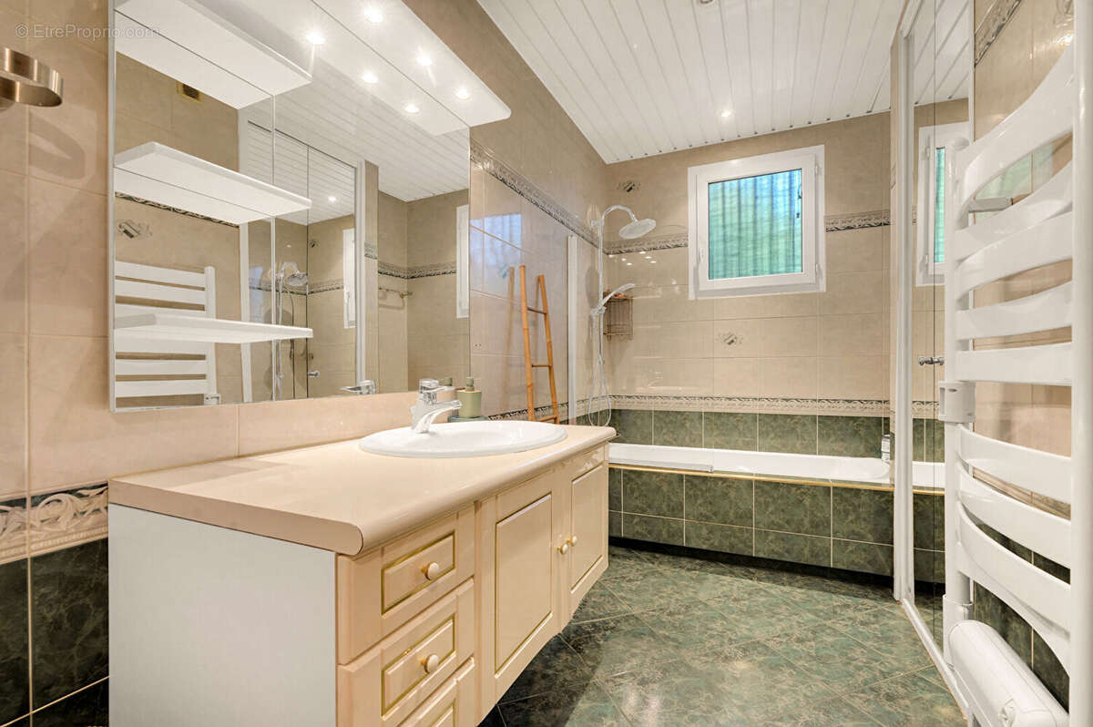 Maison à CASTANET-TOLOSAN