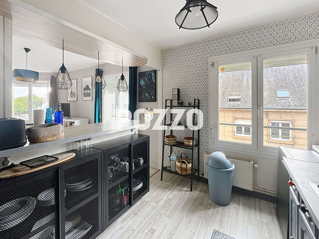 A vendre, appartement de 5 pieces principales  (98m²) au coeur du centre ville de vire normandie (14) - photo 4