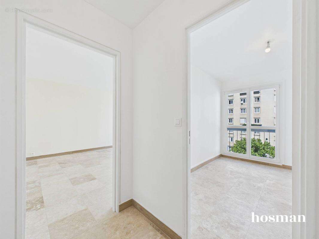 Appartement à PARIS-19E