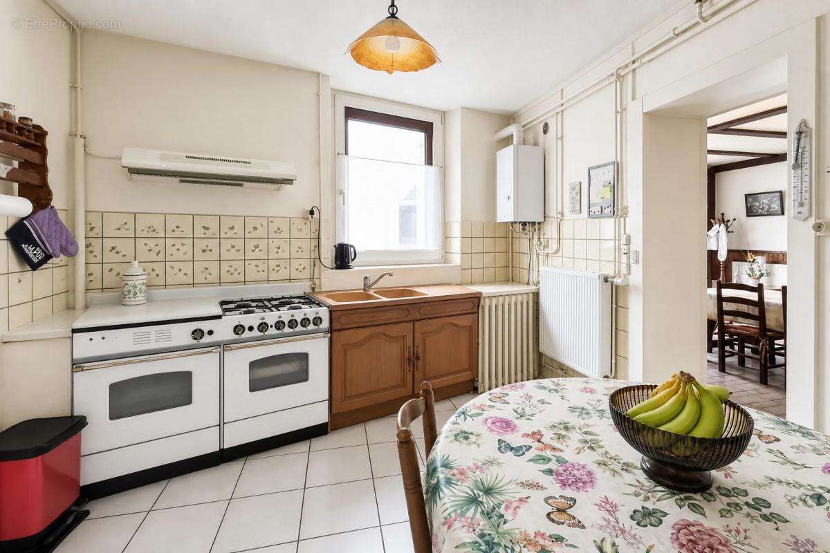 IMMEUBLE de 4 appartements de 306 m² à Bruyères - photo 11