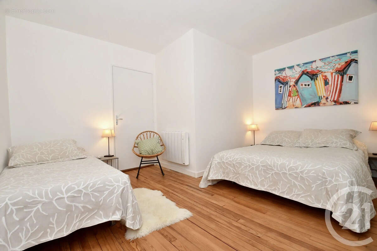 Appartement 76 m² à Royan  - photo 8