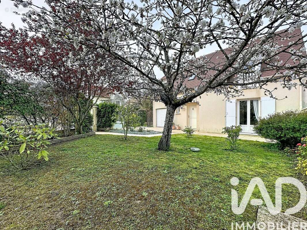 Photo 2 - Maison à RAMBOUILLET