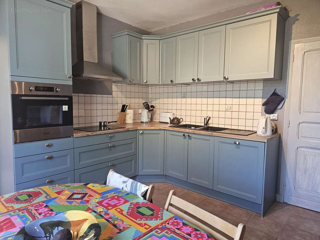 Maison lumineuse de 5 chambres avec piscine - photo 4