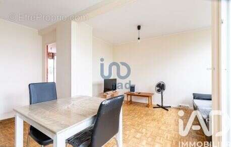 Photo 3 - Appartement à SAVIGNY-SUR-ORGE