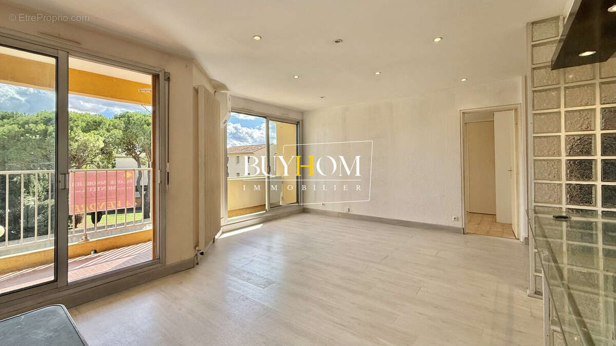 Appartement à LE PONTET