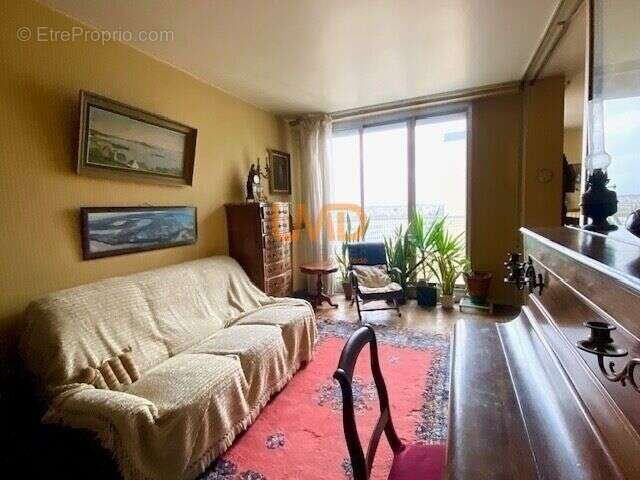 Appartement à PARIS-12E