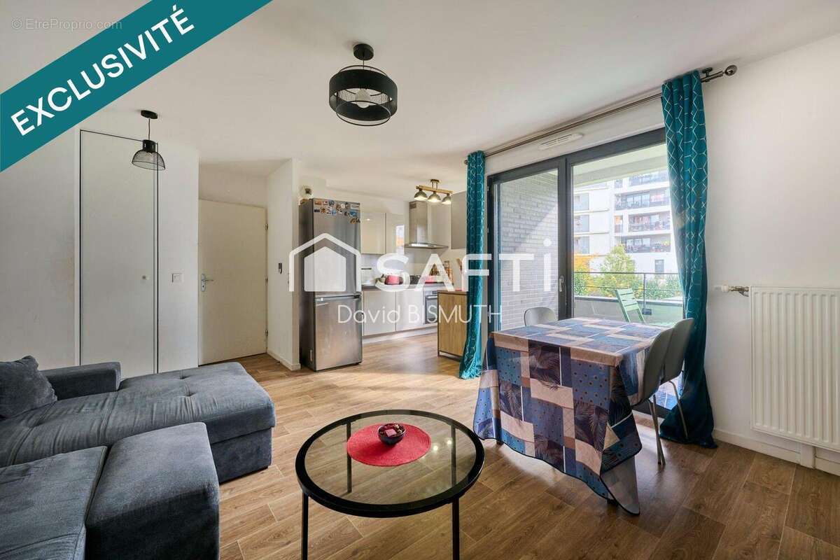 Photo 3 - Appartement à GENNEVILLIERS