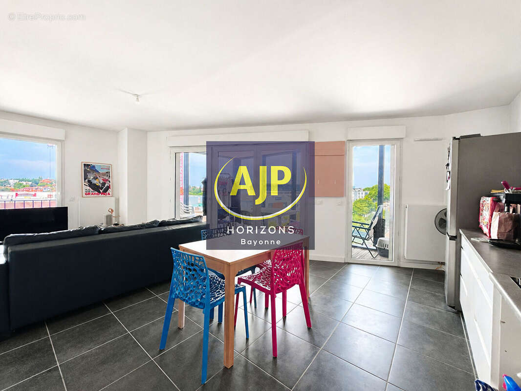 ANGLET - T3 + parking + cave - photo 3