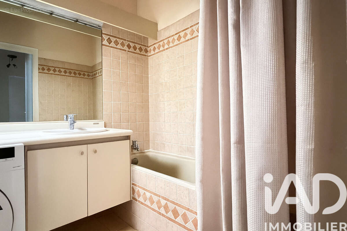 Photo 8 - Appartement à LA ROCHELLE