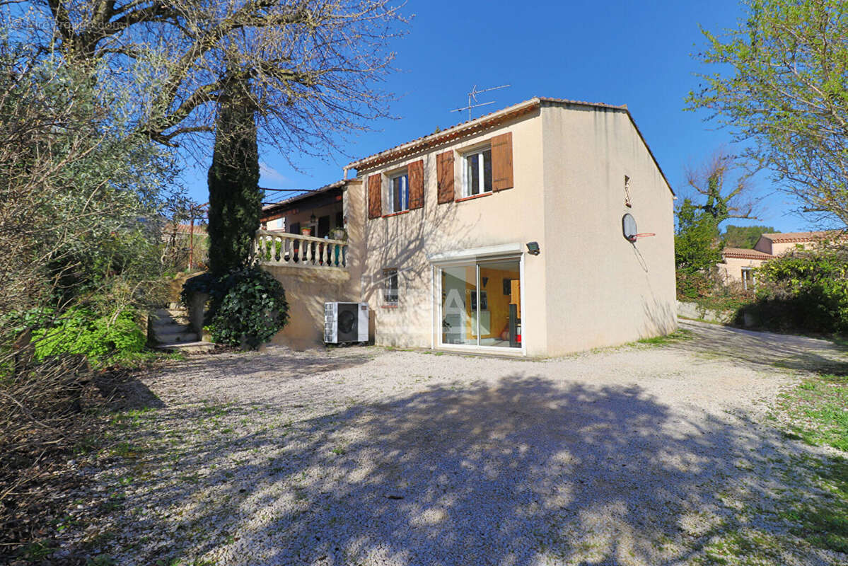 Maison 137m² à saint-savournin - photo 4