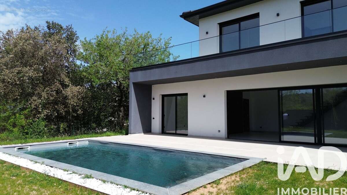 Photo 3 - Maison à MALATAVERNE