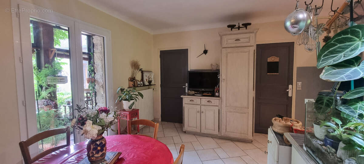 Maison à LA SAULSOTTE