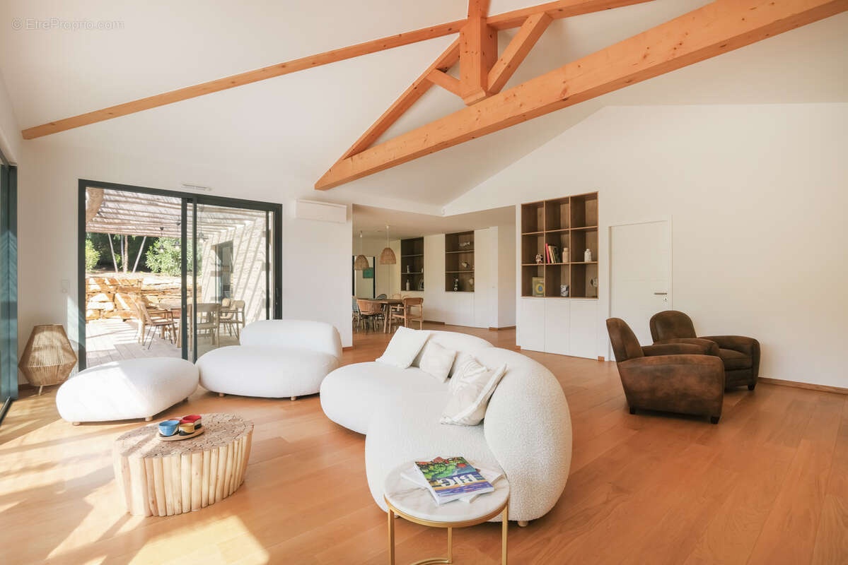 Maison à LA CROIX-VALMER