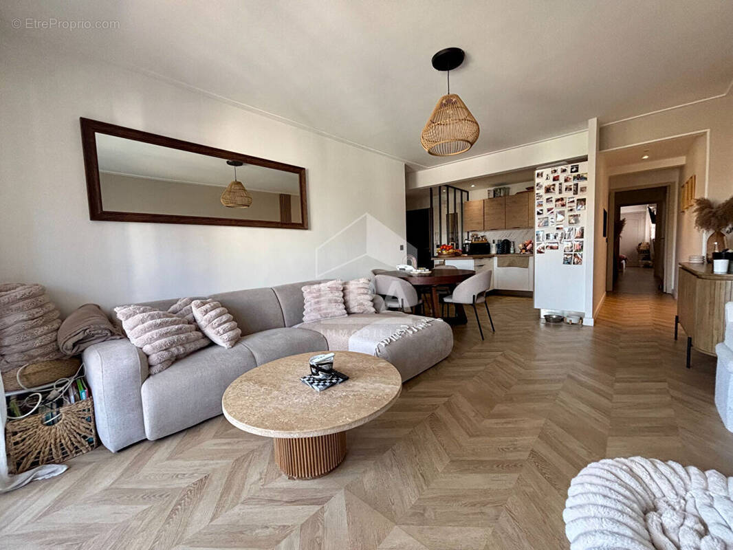 Appartement à CAGNES-SUR-MER