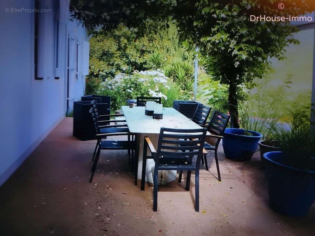 Maison 306 m² à Mugron  - photo 12