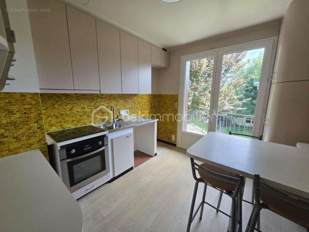 Maison individuelle - 4 chambres - grand terrain - photo 7