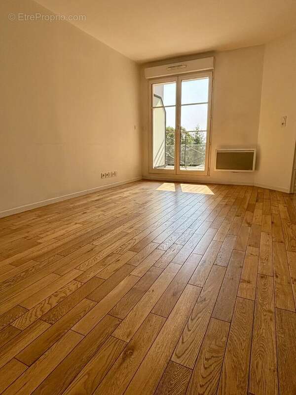 Appartement à MAISONS-LAFFITTE