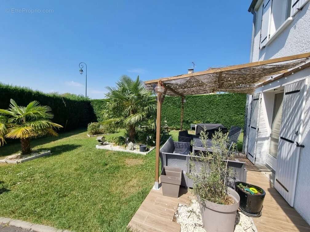 Maison à MOUROUX