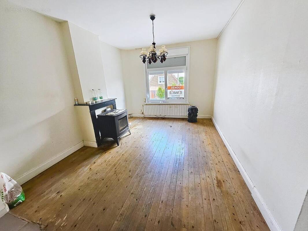 Photo 1 - Maison à VALENCIENNES