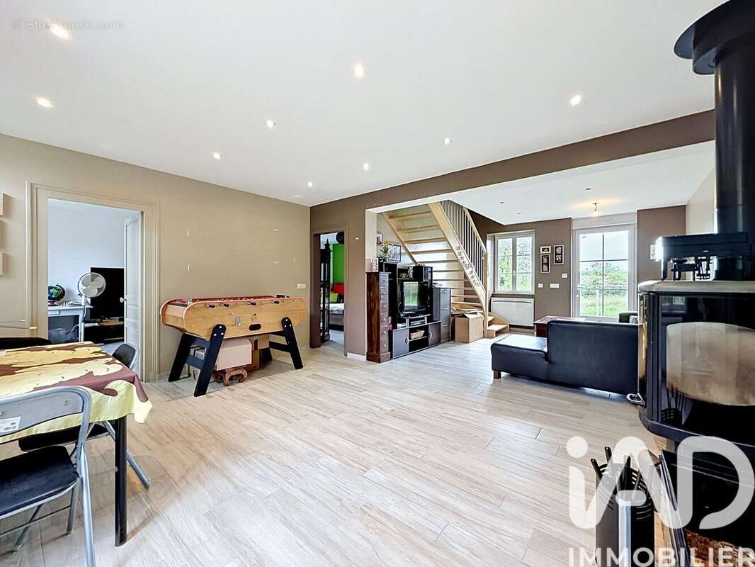 Maison 165 m² à Chavin  - photo 5