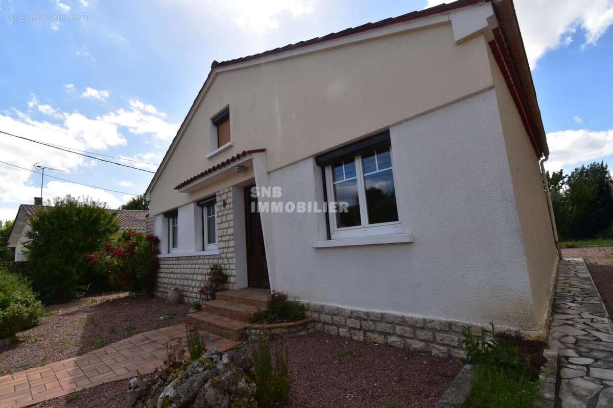 Maison 4 chambres garage - photo 3